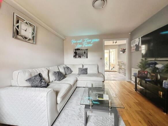 2 bed Terraced for sale Image 4