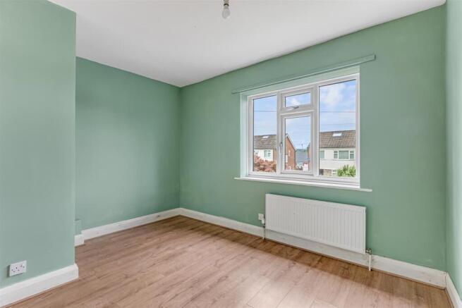 3 bed Semi-Detached for sale Image 12