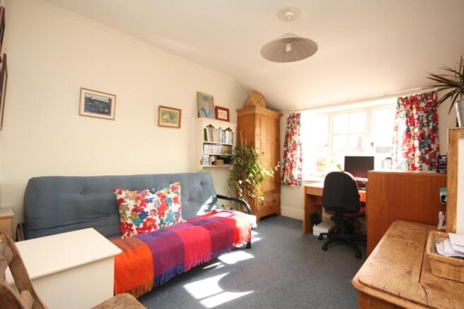 Bedroom/Study