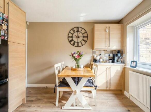 2 bed Terraced for sale Image 4