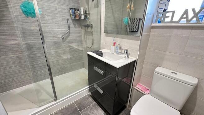 Shower Room/w.c.
