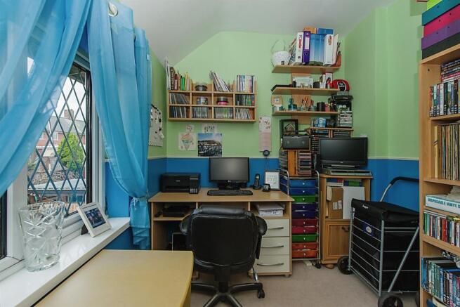 Photo 8