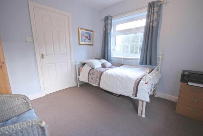 Bedroom 4.jpg