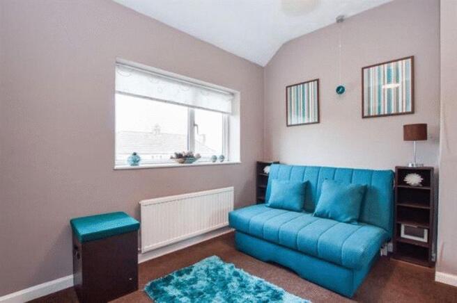 2nd Bedroom