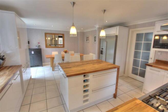 Kitchen/Breakfast/Di
