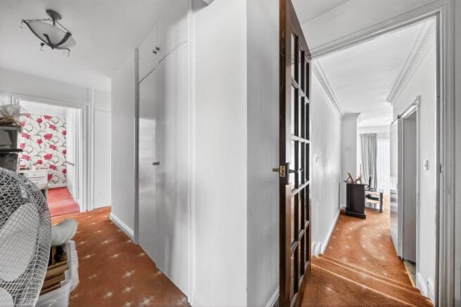 Hallway.jpg