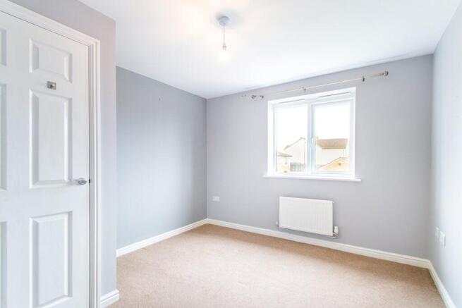 5 bed Detached to rent Image 5