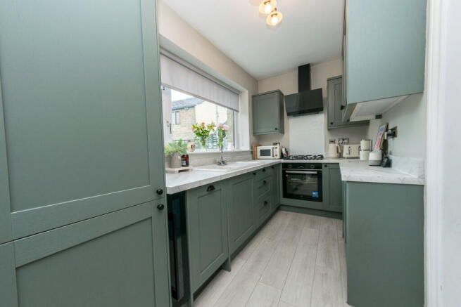 3 bed Terraced for sale Image 6