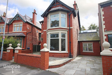 Mount Road, Fleetwood, FY7