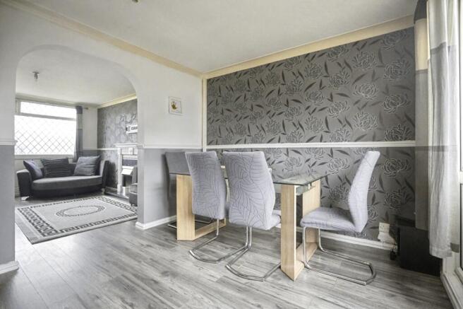 3 bed Terraced for sale Image 5