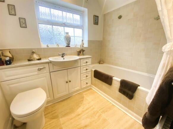 bathroom.JPG