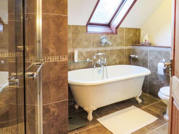 bathroom.JPG