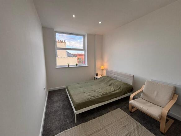 1 bed Apartment to rent Image 7