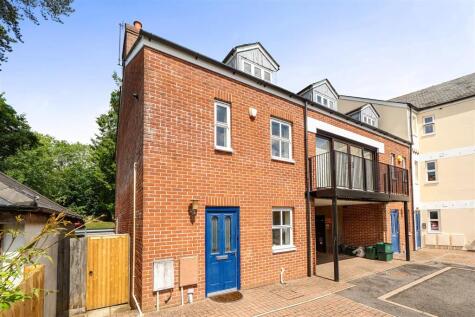 Redworth Court, Totnes