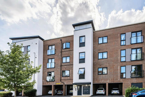 Elvian Close, Reading, Berkshire