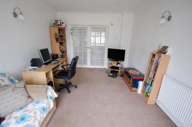 Photo 8