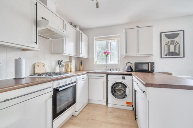 1408399-7-6984c23...