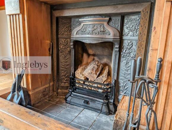 3 bed House for sale Image 9