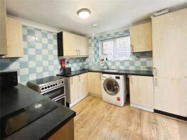 38, Steeplehall, Pitsea, Basildon SS13 3HR