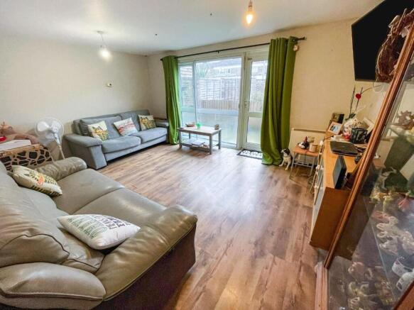 tlc_a17926da-9b0a-4c81-a6a8-d8871ffff631_b56048a.j