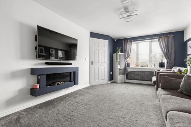 4 bed Detached for sale Image 4