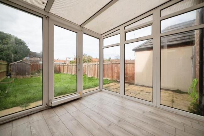 3 bed Semi-Detached for sale Image 5