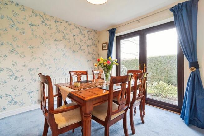 4 bed Detached for sale Image 11