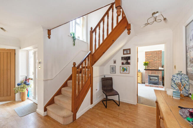 Saxon Close, Warsash, Southampton photo 4