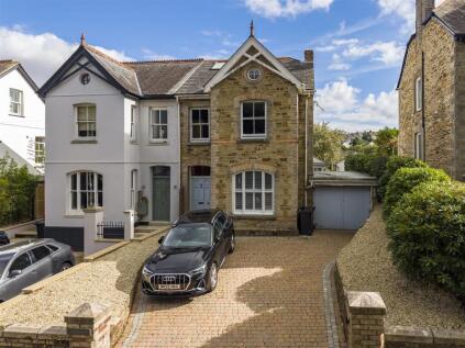 Chapel Hill, Truro