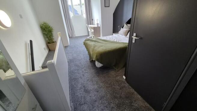 1 bed House Share to rent Image 5
