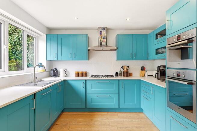 Springbank Close, Farsley photo 4