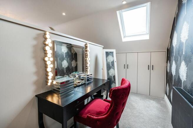 Principal Dressing Area