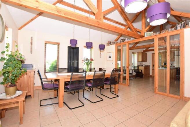 Lounge/Diner