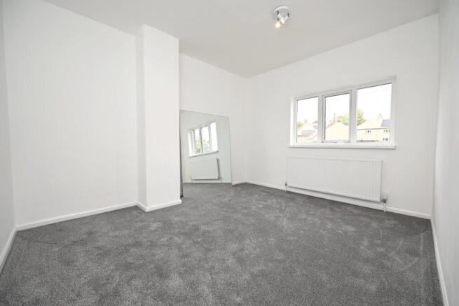 3 bed Semi-Detached for sale Image 10