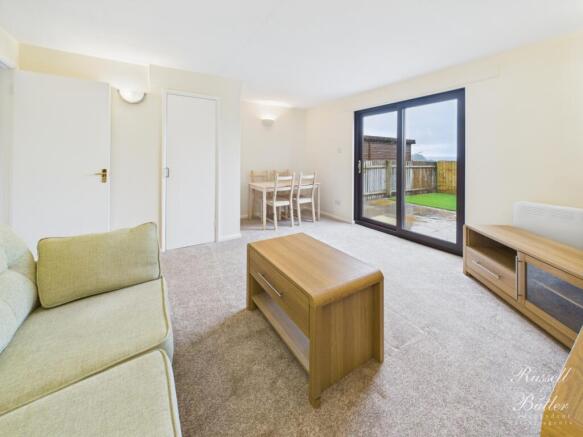 CAM01995G0-PR0314-STILL004