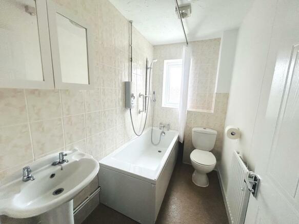 Bathroom.JPEG