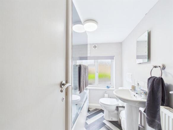3 bed Terraced for sale Image 8
