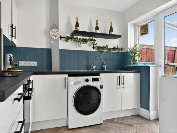 Modern Fitted Kitchen