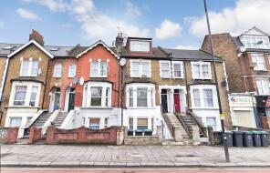 Flat B, 379, High Road, Wood Green, London N22 8JA