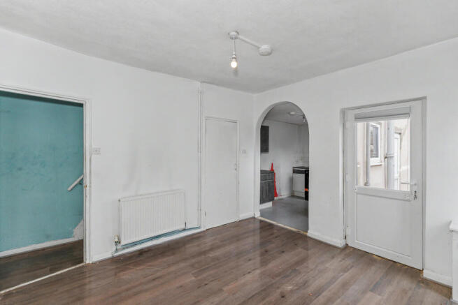42 Albert Road, Bletchley, MK2 2UQ