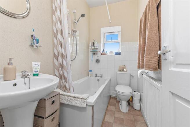 2 bed Terraced for sale Image 12