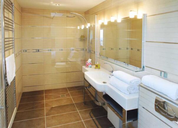 Bed 3 ensuite