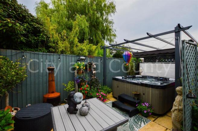hot tub area