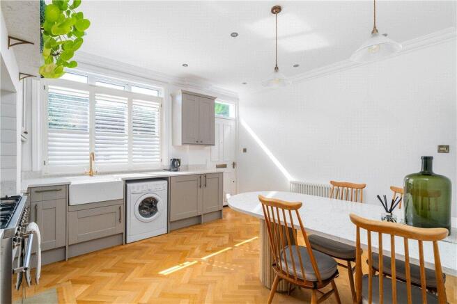 2 bed Terraced for sale Image 7