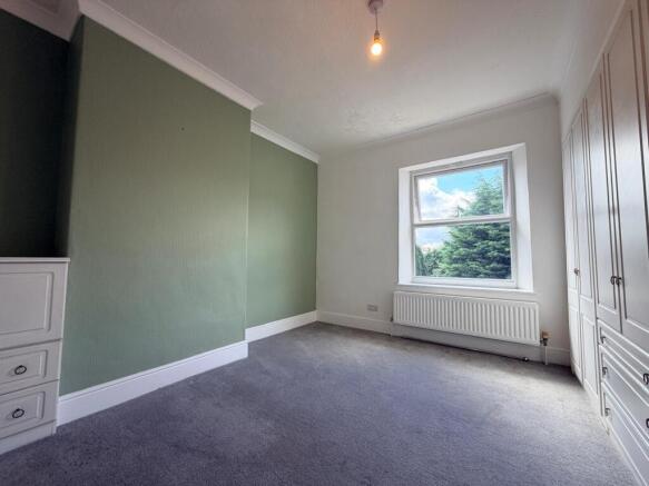 4 bed End of Terrace to rent Image 7