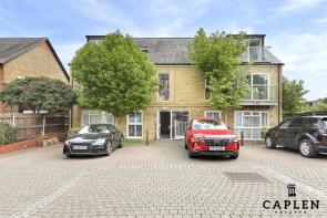 11, 23 Blackborough House, Beatrice Court, Buckhurst Hill IG9 6EA