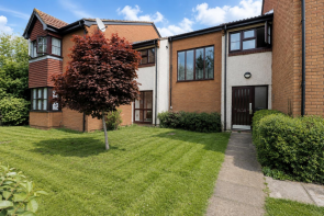 43, Clarkes Drive, Uxbridge UB8 3UJ