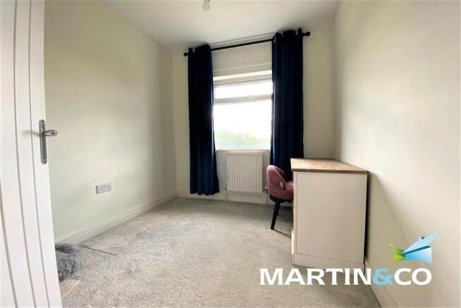 3 bed Semi-Detached to rent Image 6