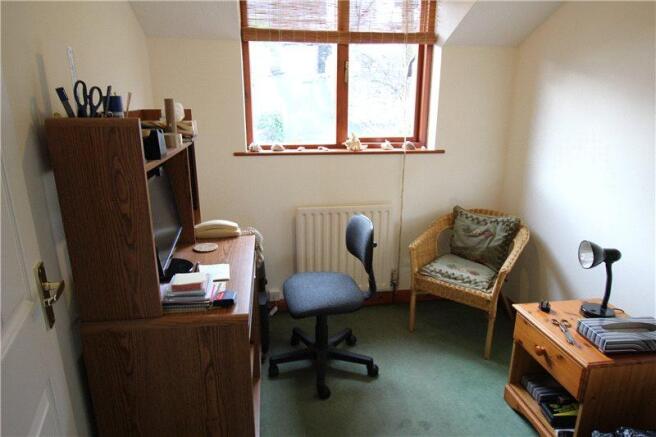 Bedroom/Office
