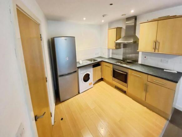 2 bed Apartment for sale Image 7